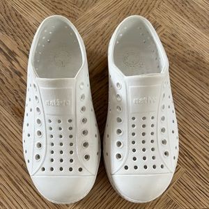 Native, Jefferson, white, size c10